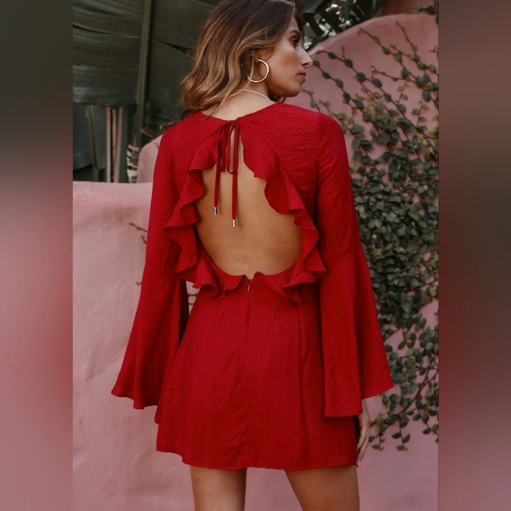 NWTs, Saints & Secrets Red Bell Sleeve Boho Dress. Size S - Picture 2 of 9